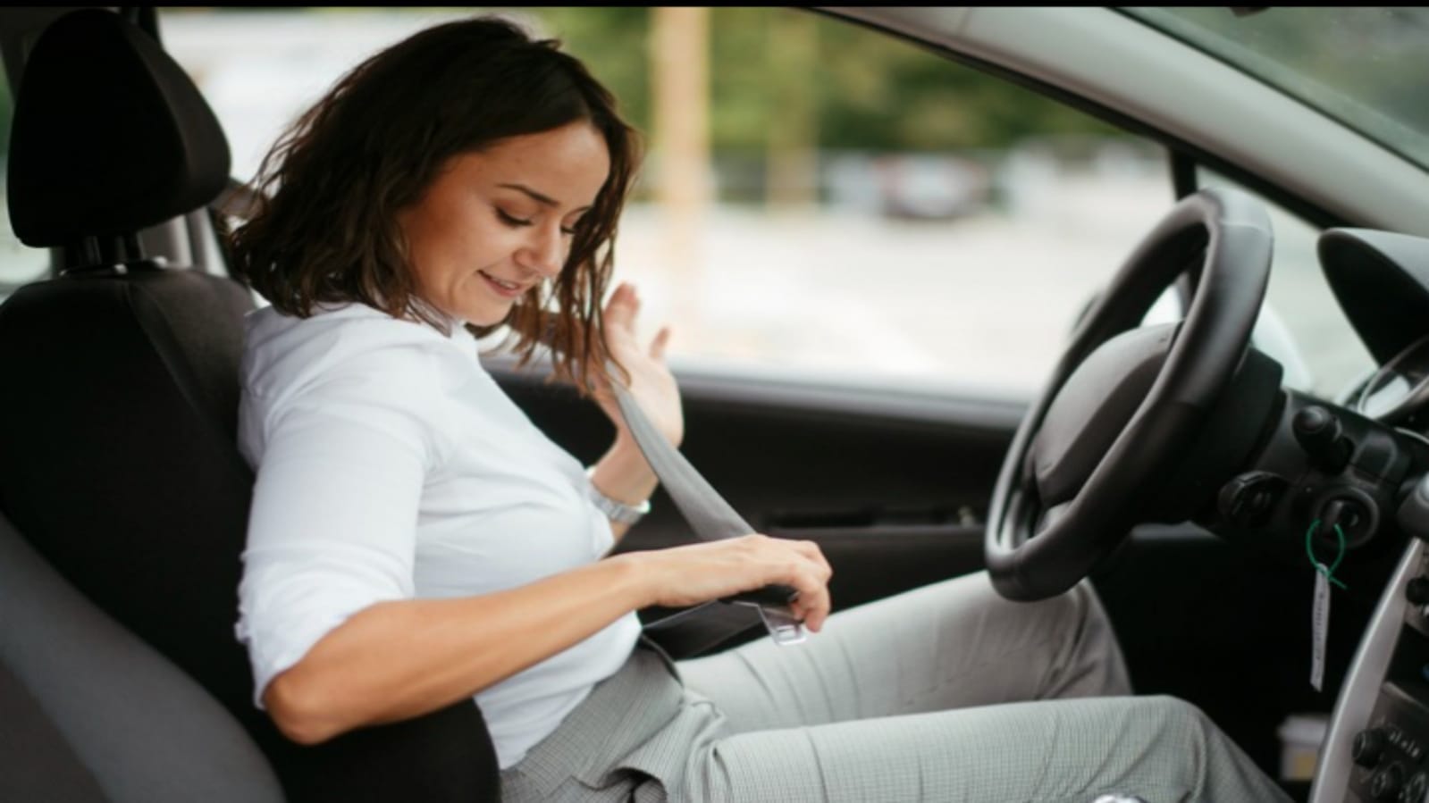 Things to Keep while Driving on Expressways and Highways to Avoid Challan Deduction