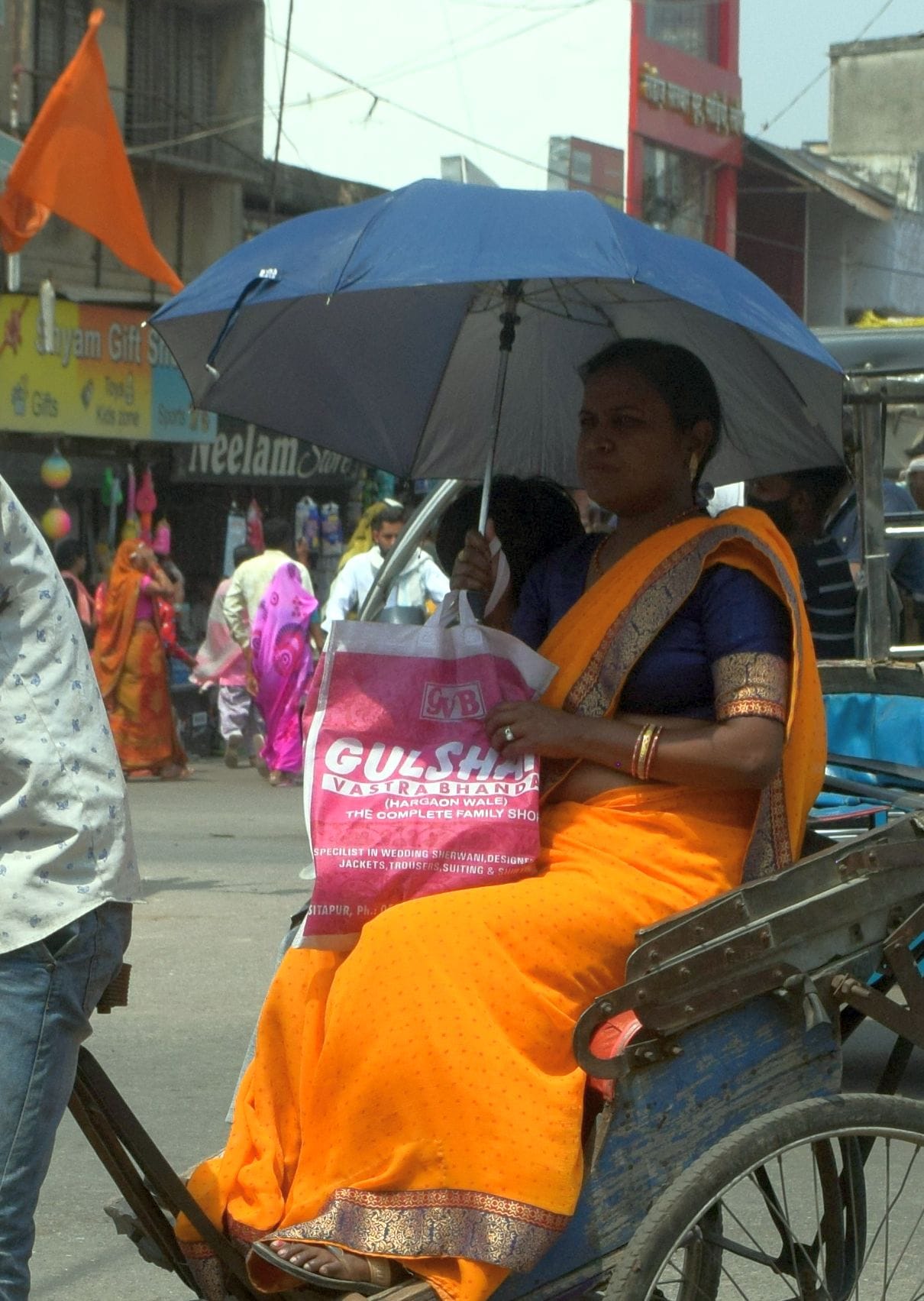 The scorching sun and hot air made it miserable