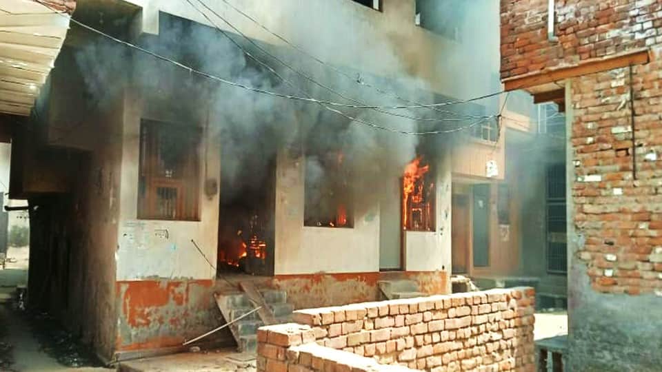 Agra Runakta news case filed against Akhil Bharat Hindu Mahasabha leader for hate speech in agra