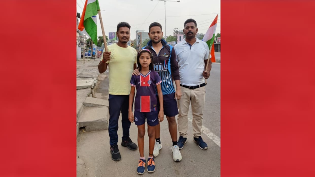 Kajal Bind ran from Prayagraj to Lucknow to meet CM Yogi Adityanath.