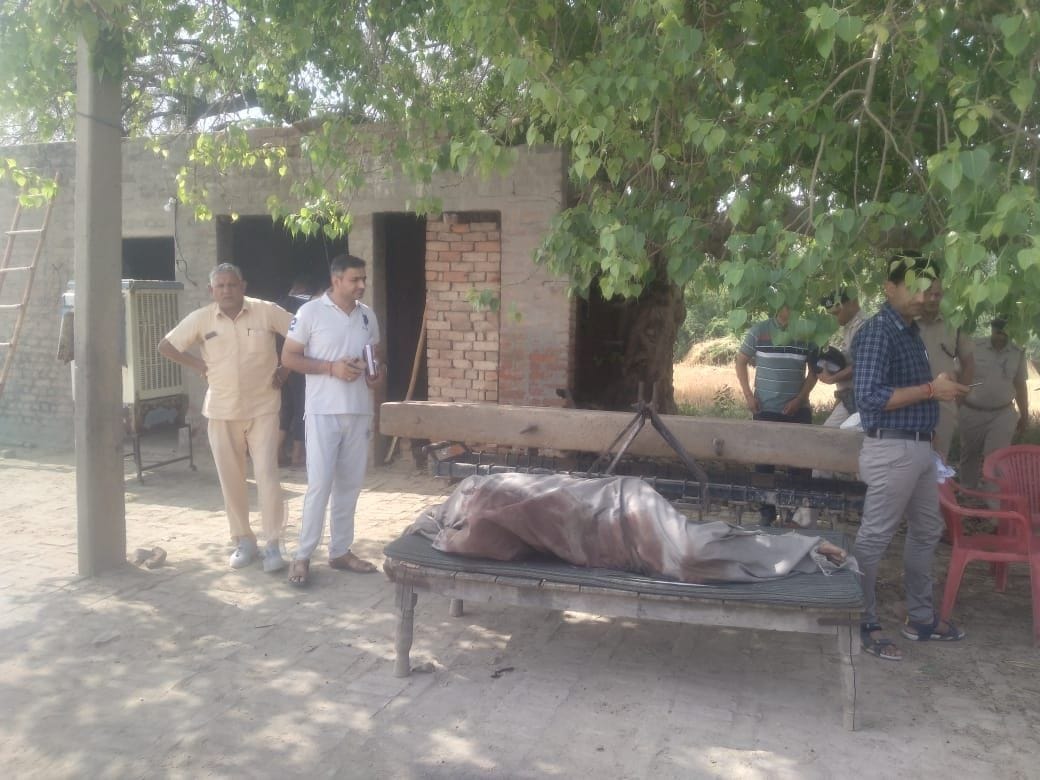 Two youths attacked with sharp weapons while sleeping, one died