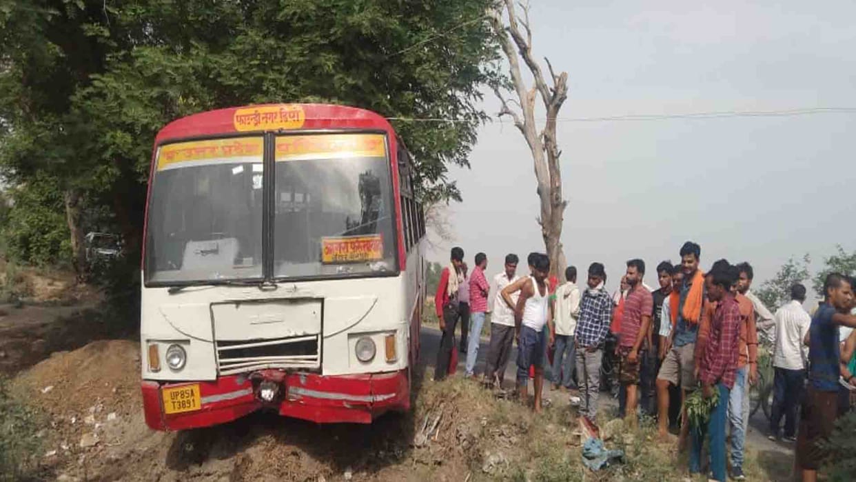 Three Died in road accident in farrukhabad up