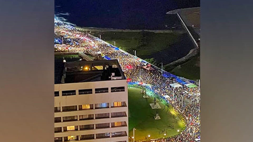 Massive protest erupts in heart of Colombo amid economic crisis