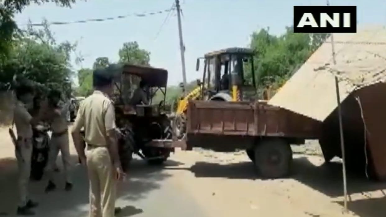 Gujarat properties belonging to accused in Khambhat violence demolished by district administration news in Hindi