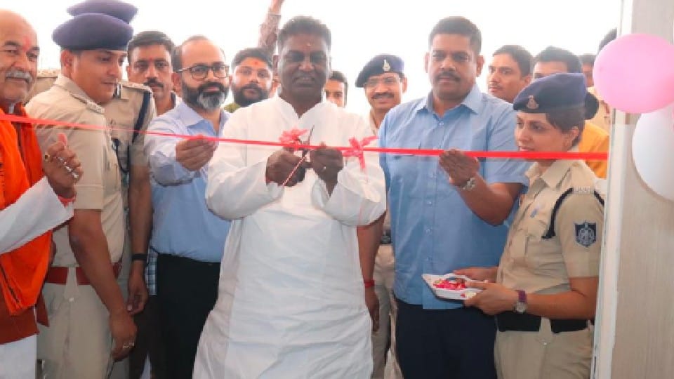 Sehore: Minister in-charge Dr. Choudhary, who arrived to inaugurate the police station building, said – this will organize the work of police and people will get convenience