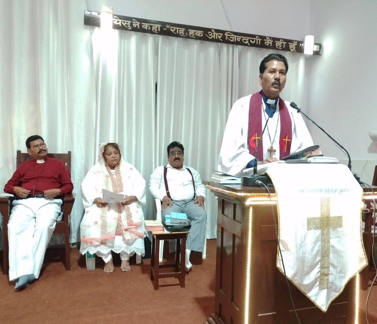 Good Friday: Pledge of human salvation was taken by reciting seven words
