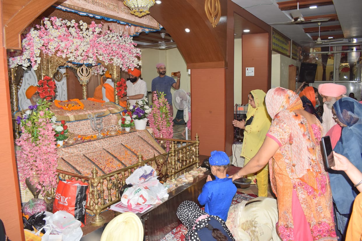 Baisakhi: Special Diwan, worshiped in Gurudwara Shri Guru Singh Sabha