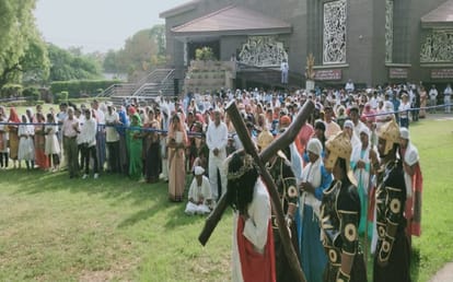 Good Friday 2022 varanasi every person cried when Lord Jesus crucified tableau came out