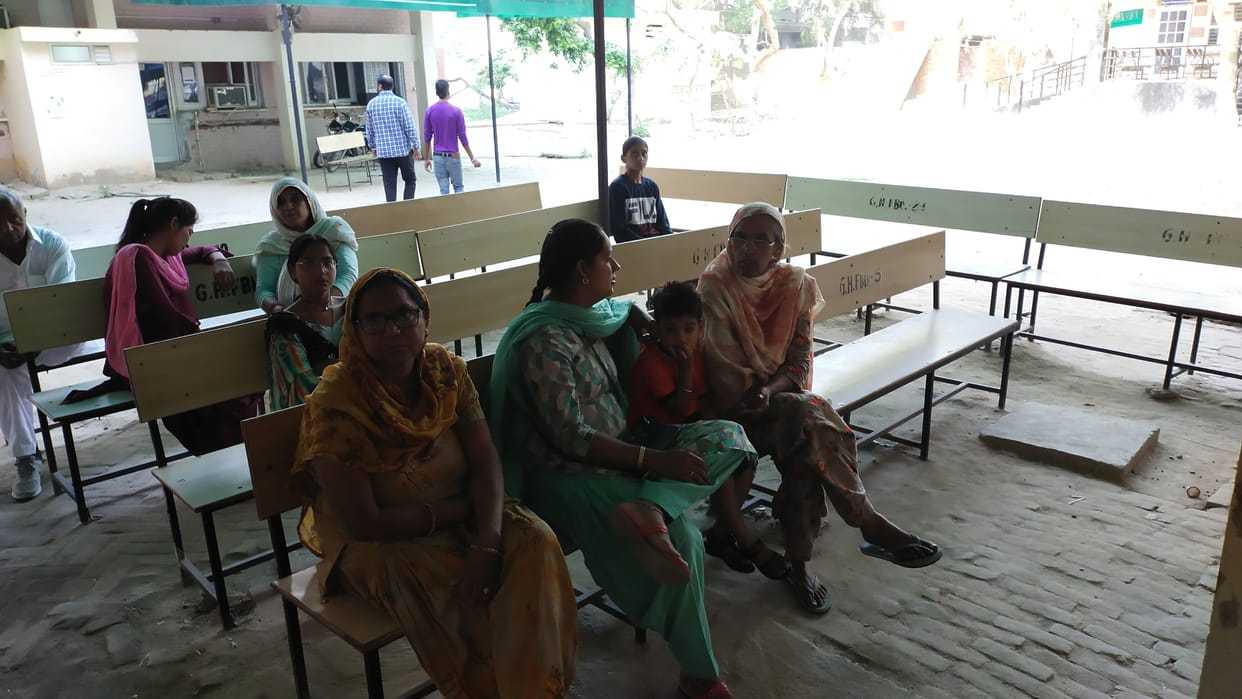 Doctors and staff looked careless on the very first day
