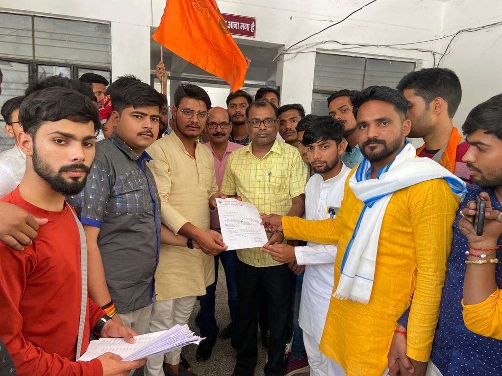 ABVP demonstrated for not getting scholarship