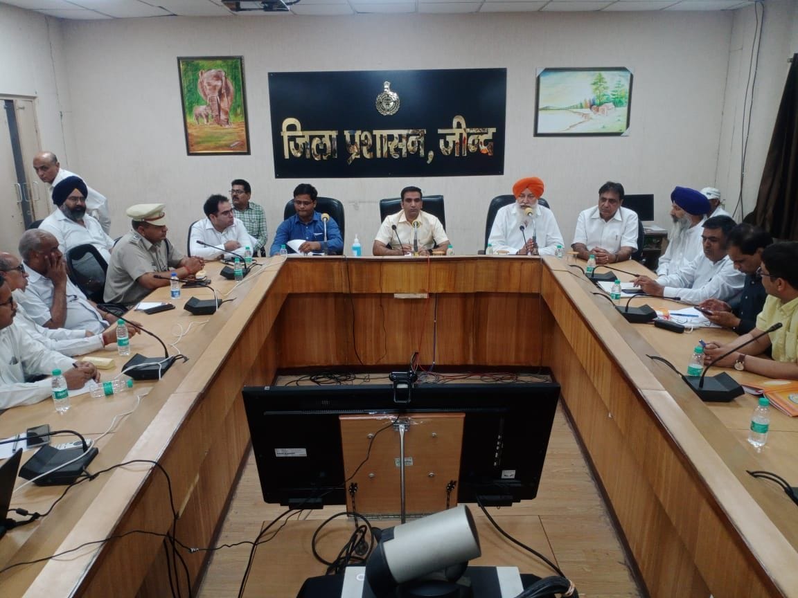 Arrange food, water for the accompaniment on Prakash Parv, all SDMs: DC