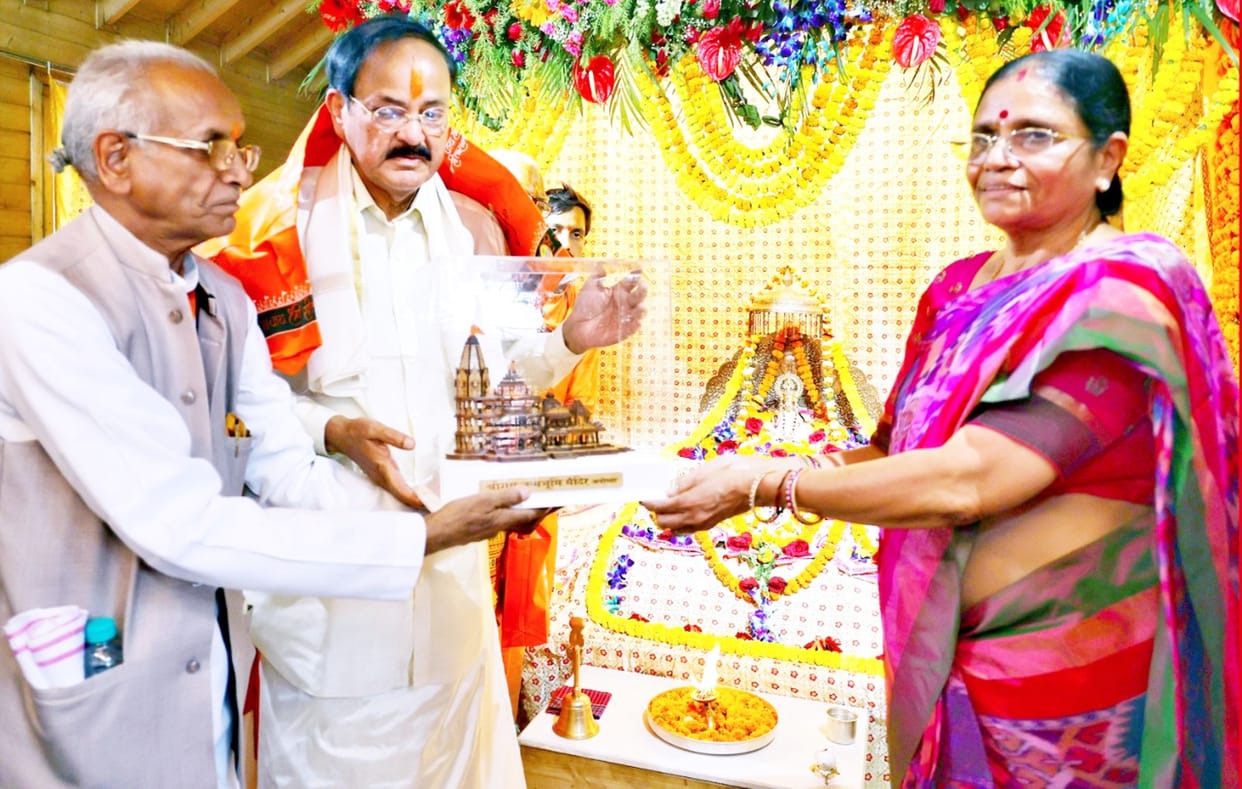 Vice President interacted with the grandeur of temple construction