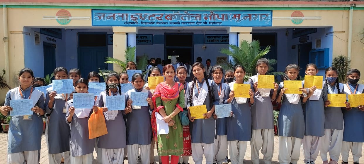 Aaradhya and Priyanshi topper in Janta College exam result