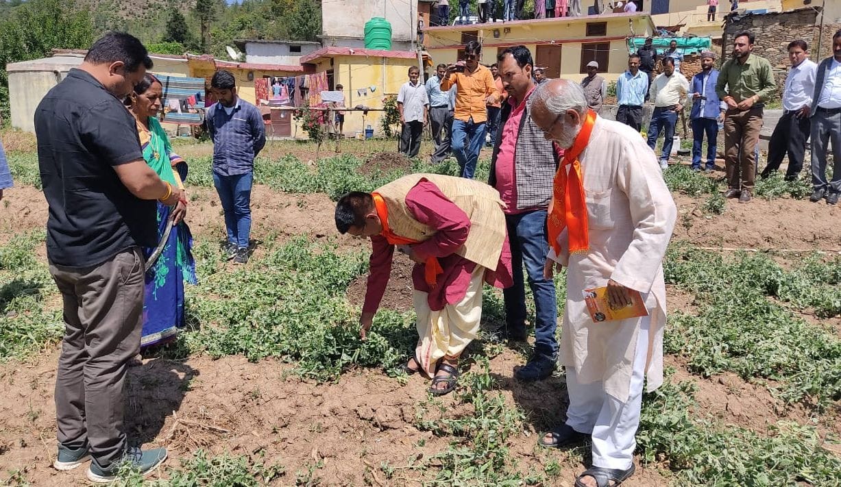 Give compensation to farmers soon after survey: Upadhyay