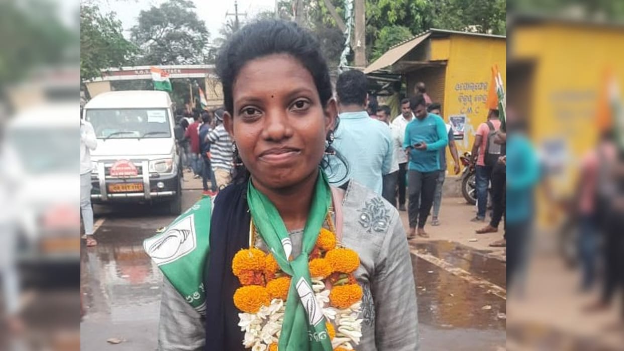 Damayanti Manjhi Biography in Hindi Cuttack Deputy Mayor Damayanti Success Story
