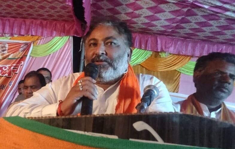 hardoi news,Will give tourist destination status to Raiya: Dayashankar Singh