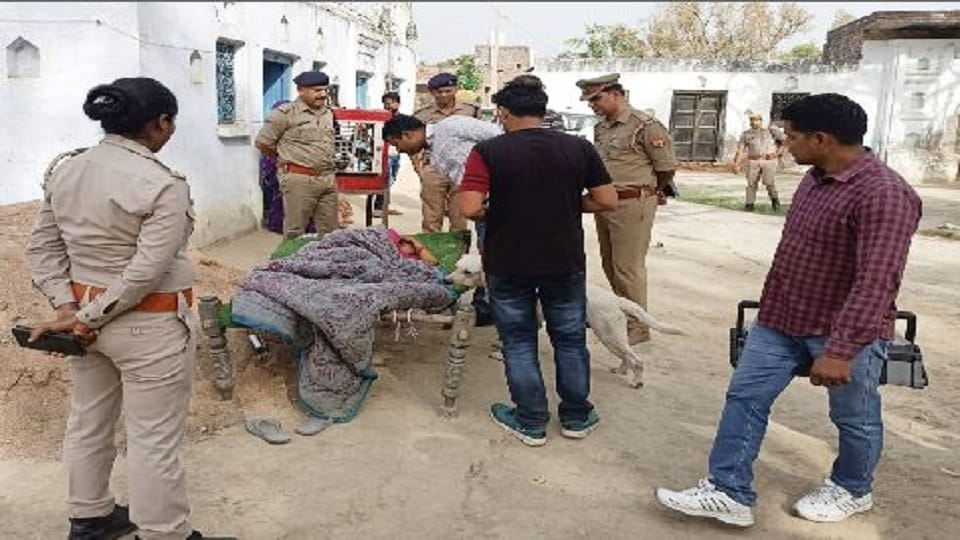Old woman brutally murdered police found some suspicious things from spot
