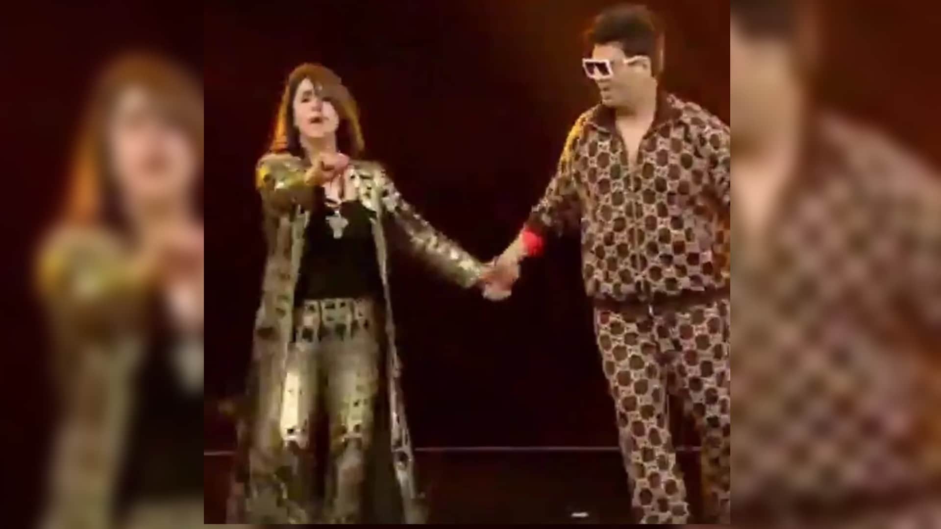 Bharti Singh gifted Neetu Kapoor a pressure cooker on hunarbaaz desh ki shaan show, the actress said I will give this to my daughter-in-law