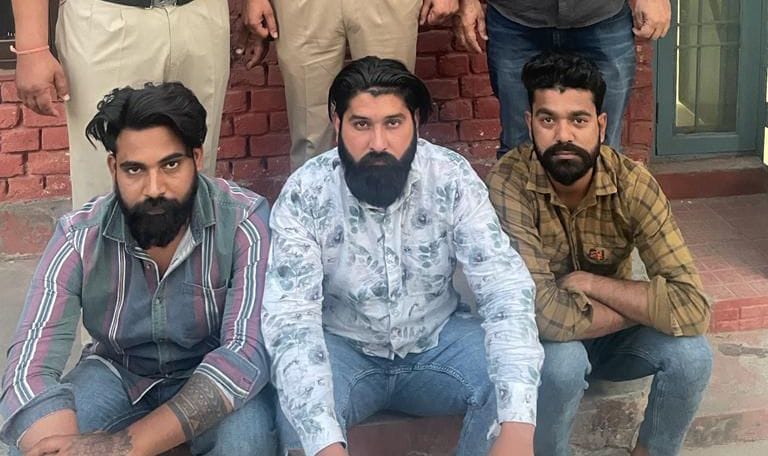 'Hello... need two lakhs or else we will kill you'