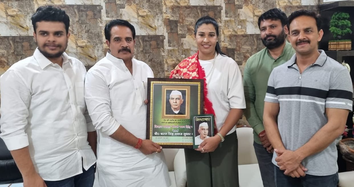 WWE wrestler Kavita Dalal honored