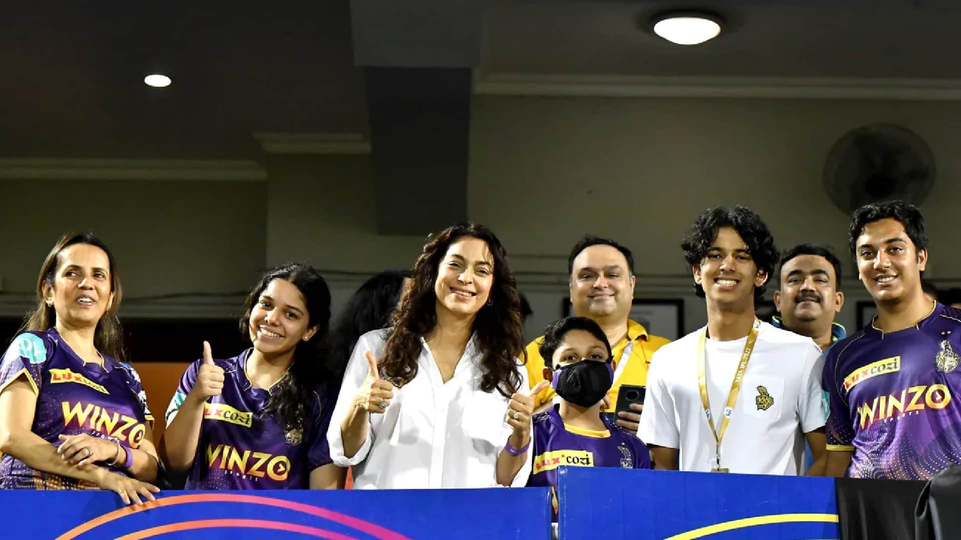 IPL 2022 KKR vs SRH Match 25 Highlights Hindi Juhi chawla congratulates Kavya maran