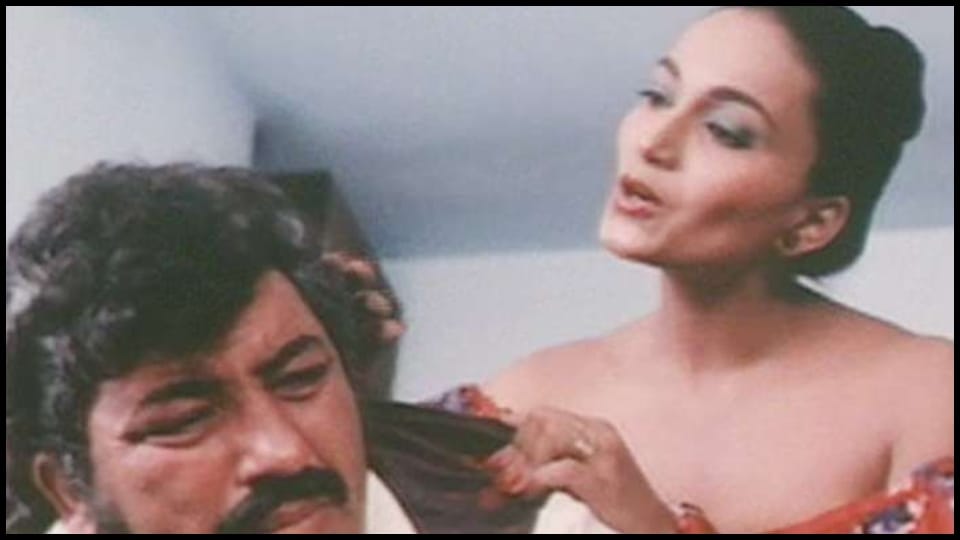Bollywood actress Kalpana Iyer career films love life and affair with sholay fame actor amjad khan