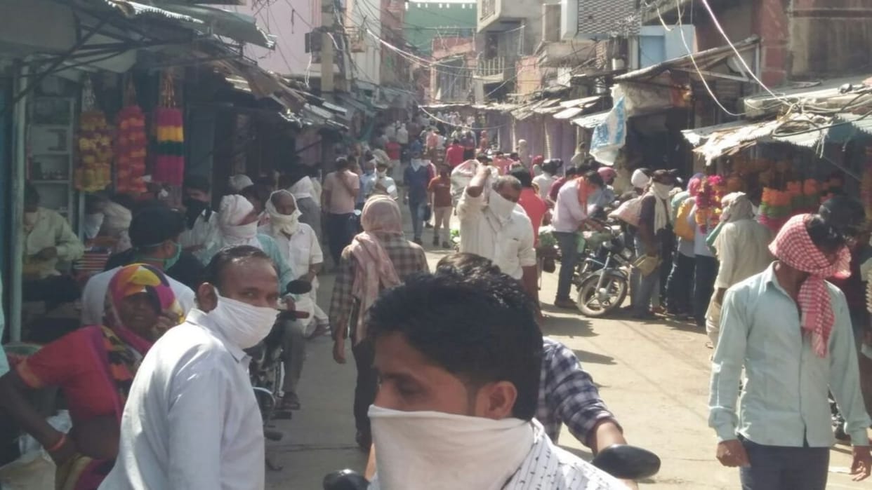 12 hours relaxation in Karauli Curfew Jam situation due to crowd gathered for shopping