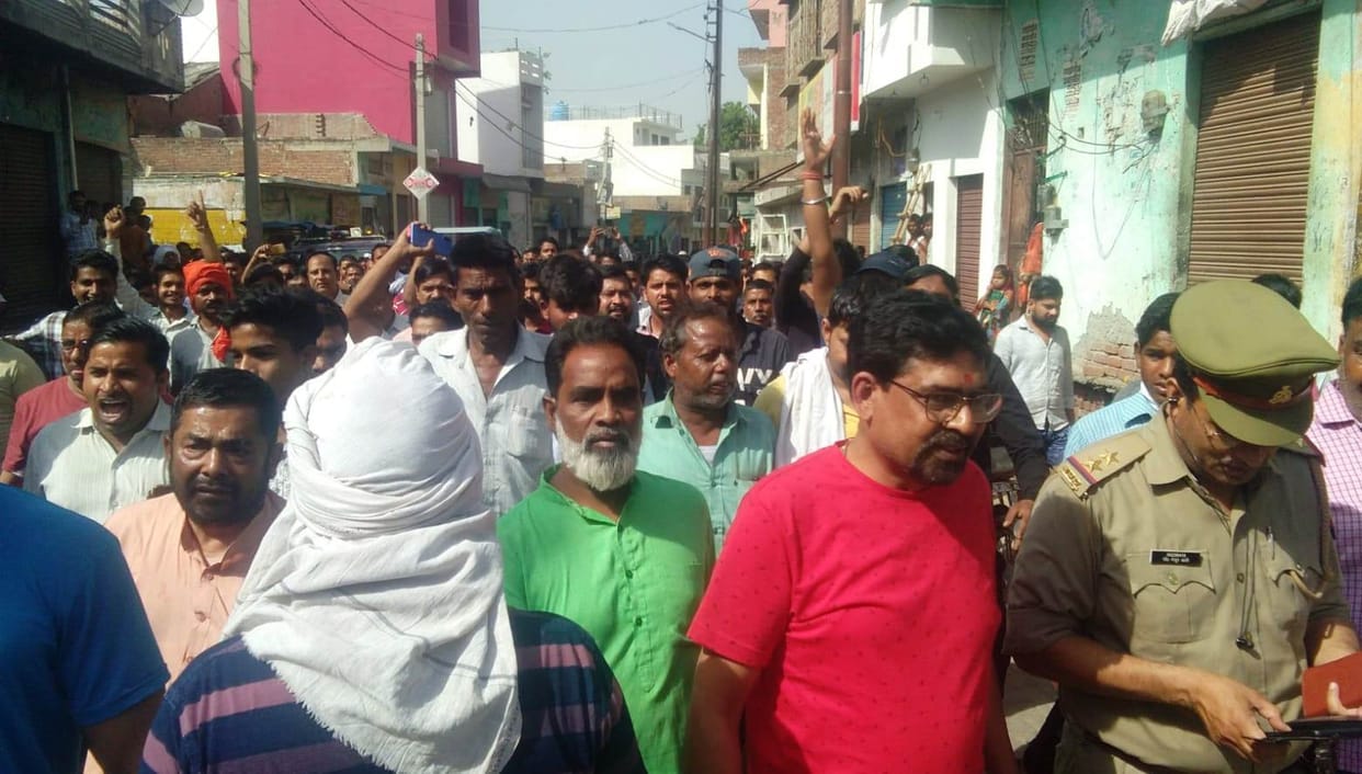 traders enrages during encroachment removel campaign