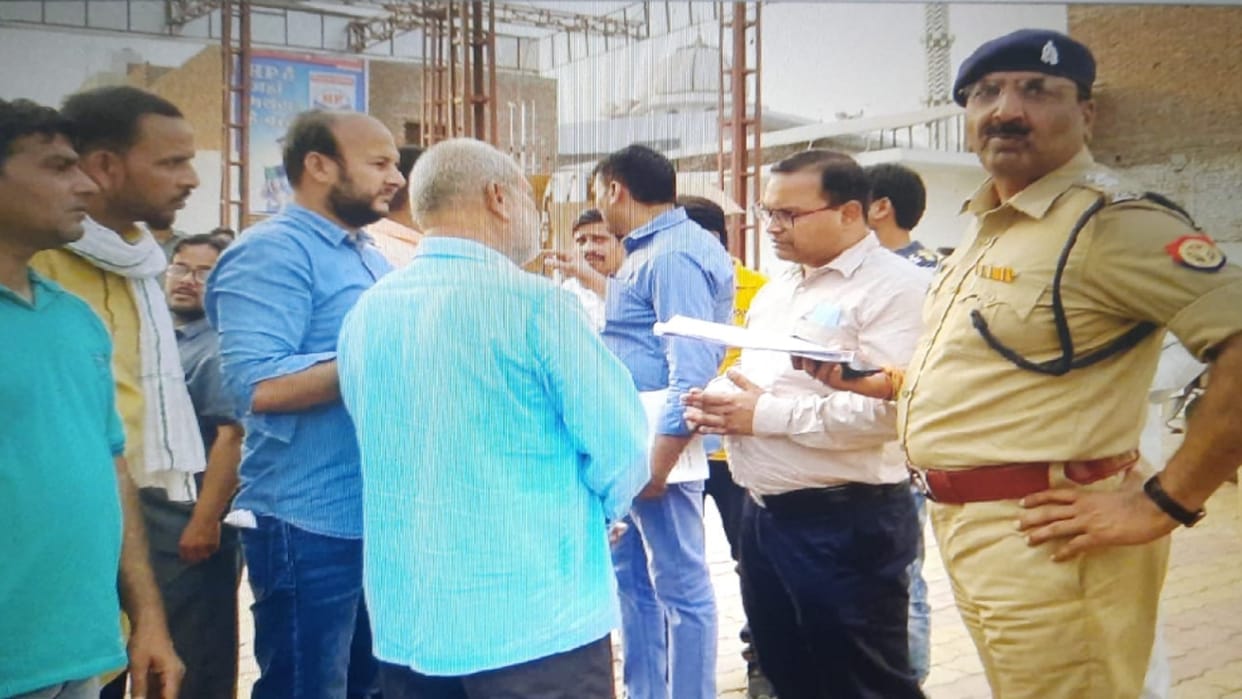 Shamli Kairana News: action may be taken against uncle of SP leader Nahid Hasan, team arrived to investigate petrol pump