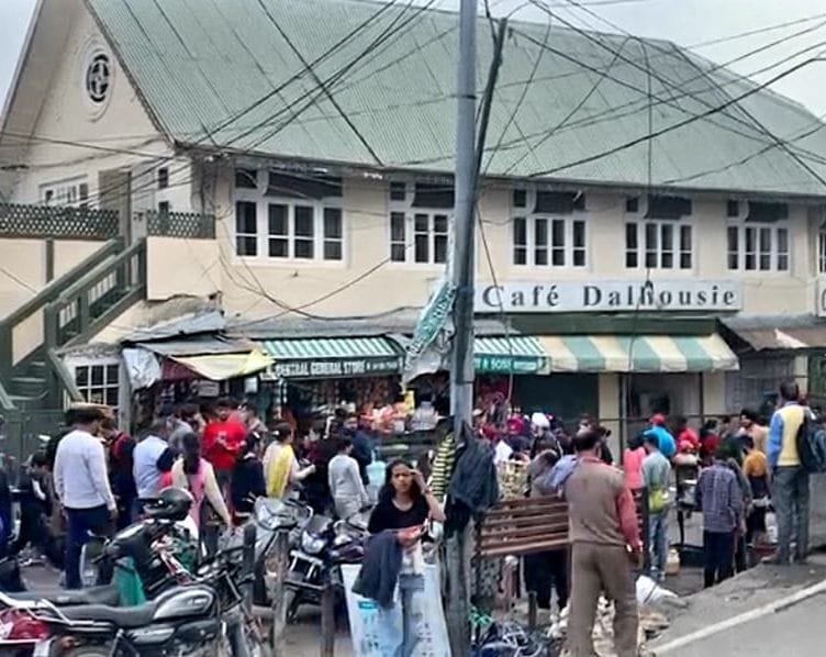The tourist city of Dalhousie is buzzing with tourists