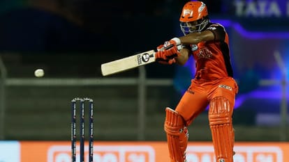 IPL 2022 SRH vs KKR Analysis Openers and Varun Chakraborty fail again Shah Rukh Khan team was defeated by his old player Rahul Tripathi