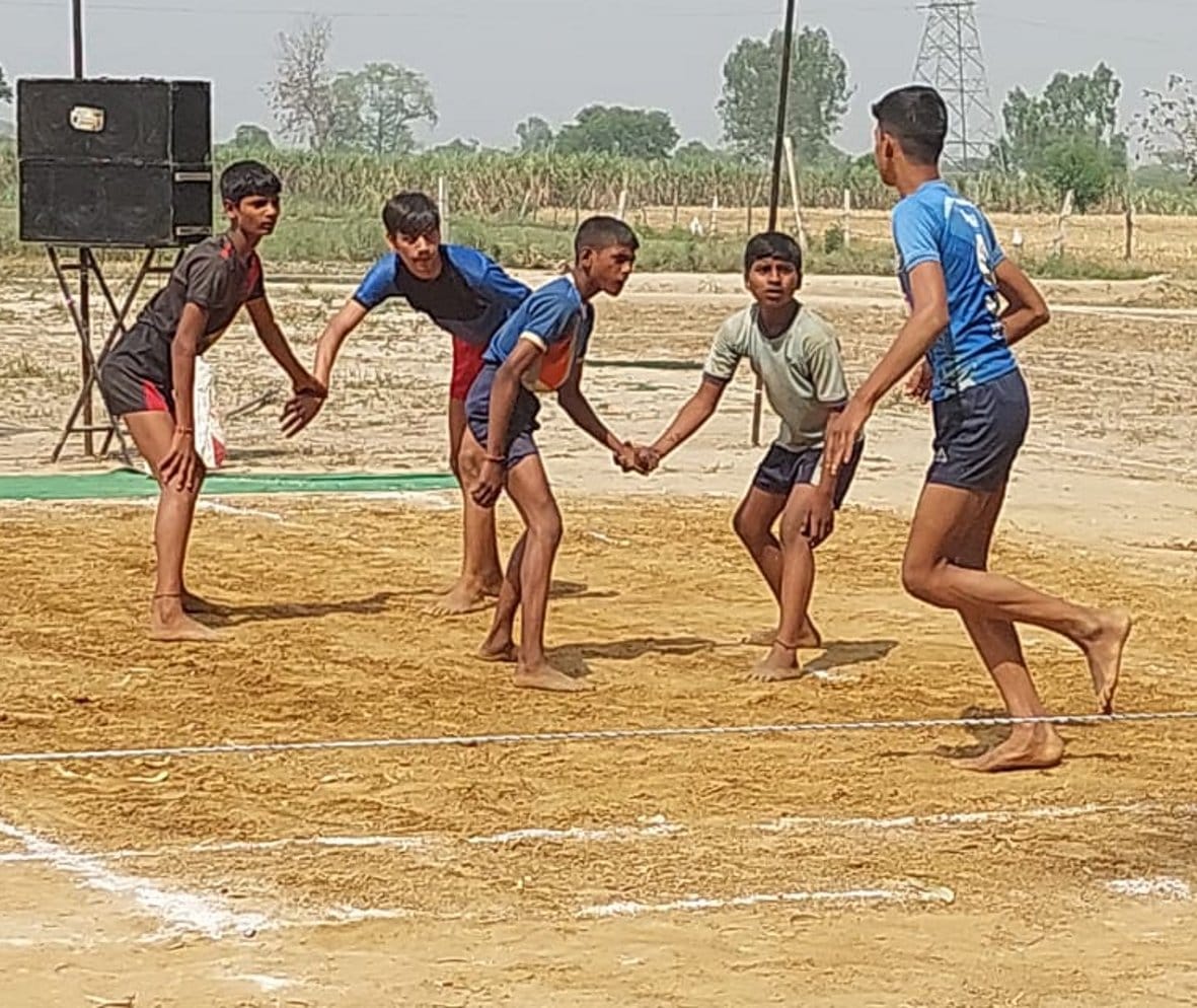 The teams of Hisar and Rohtak won the matches on the first day