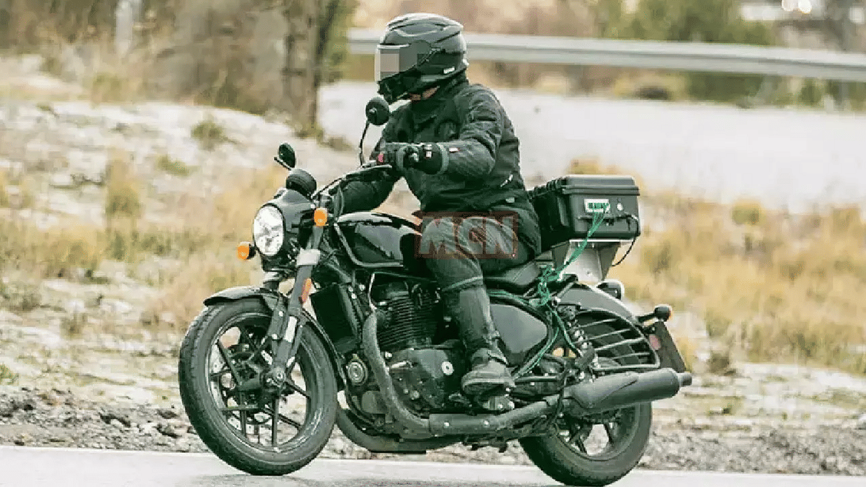 Royal Enfield Shotgun 650 Production-ready Model spied testing overseas royal enfield shotgun 650 launch date in india