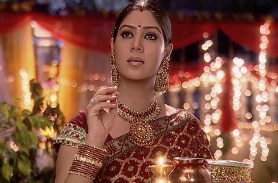 Kahaani Ghar Ghar Kii television star Sakshi Tanwar returns in Bade Achhe Lagte Hain 2 Dangal Mai Mohalla Assi
