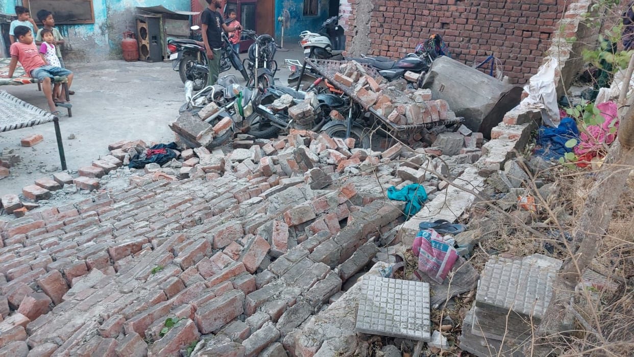Loss of lakhs due to collapse of private nursing home wall