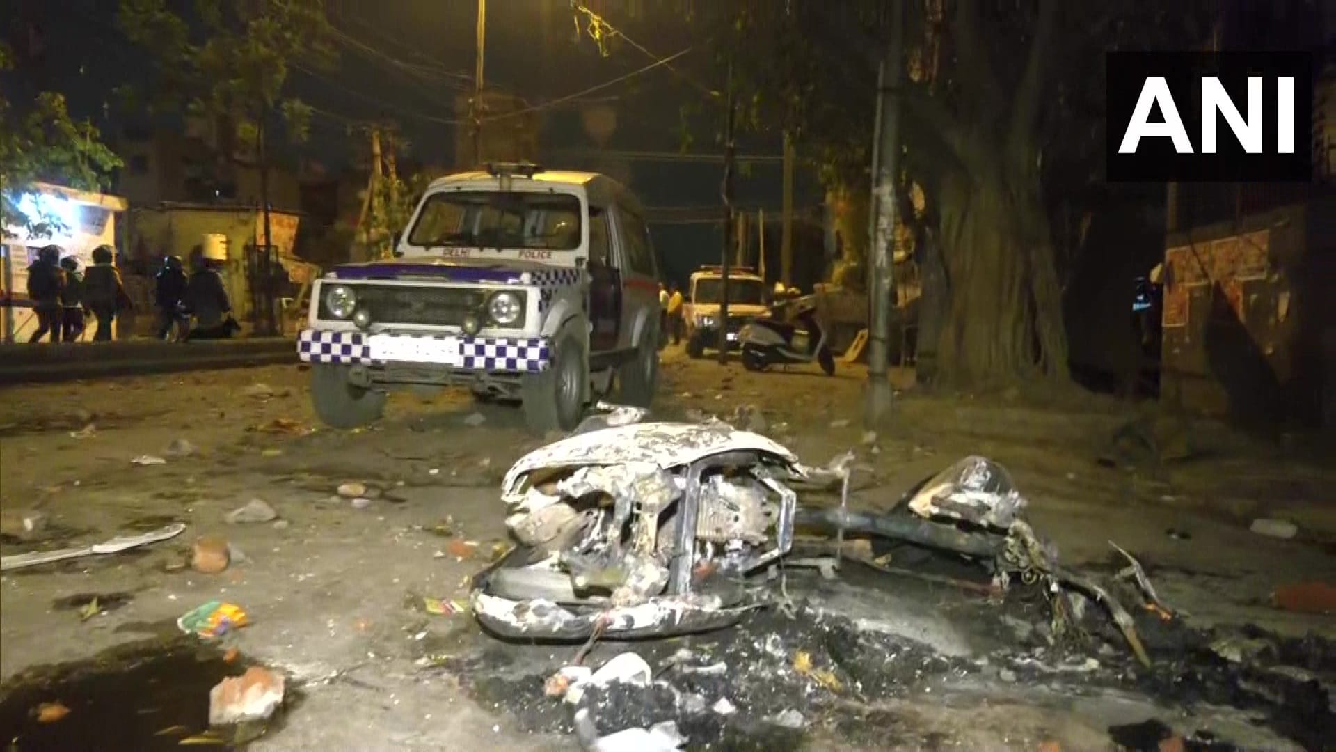 Jahangirpuri Ruckus in Delhi Stone pelting on Shobha Yatra during Hanuman Janmotsav
