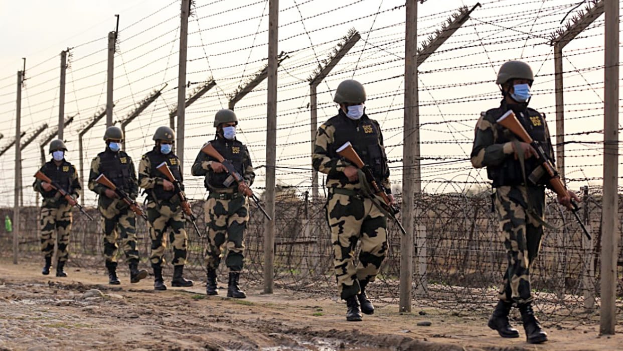 BSF inducted more than 9500 personnel in this year till 13 April 2022 for security duties news in Hindi