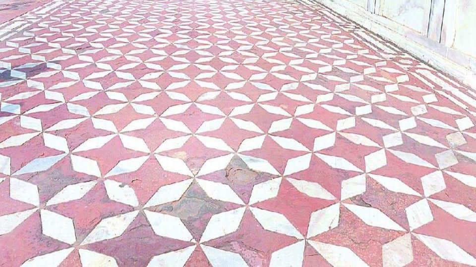 amar ujala foundation day know the taj mahal history in hindi