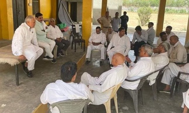 Preparations for mass movement against Gadpuri toll, former ministers and MLAs appealed to join the campaign by visiting villages