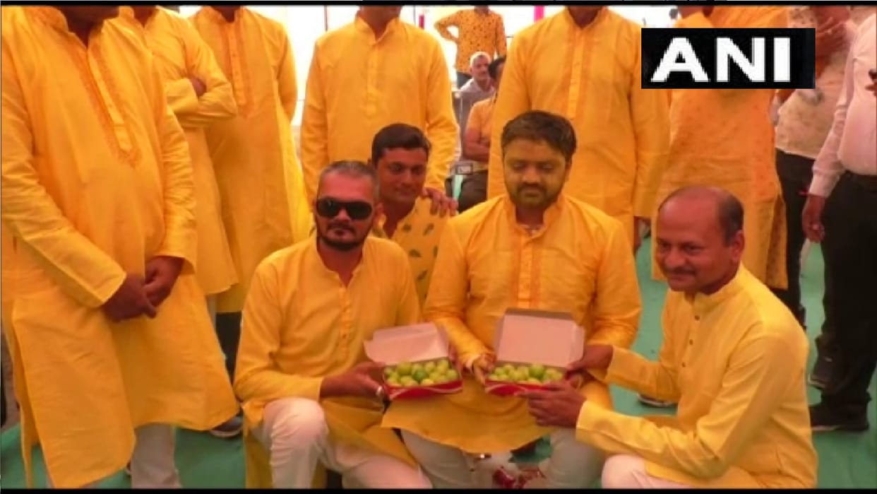 Groom got lemon amid Soaring prices as gift In Rajkot wedding