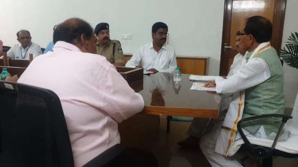 Chief Minister in Bhind: Shivraj said- Anti-mafia action should not stop, do not leave those who eat ration of the poor