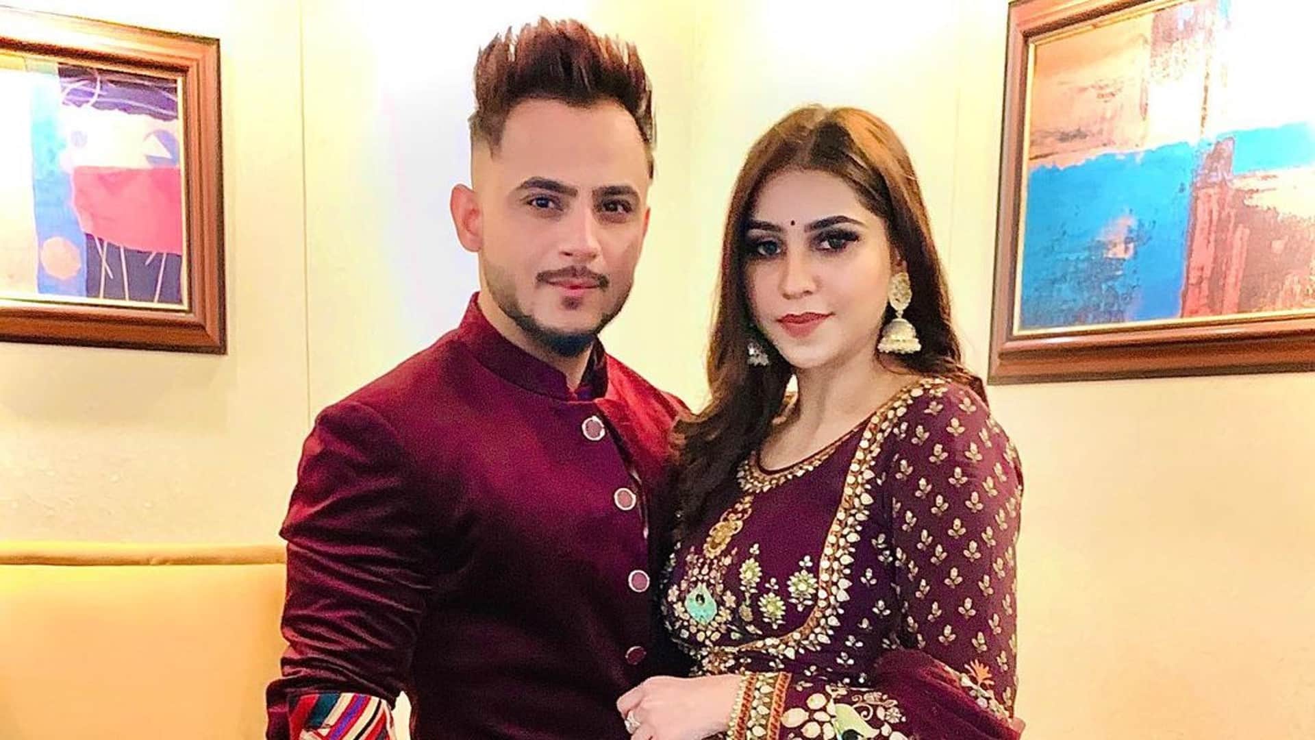 Singer Milind Gaba tied the knot with Priya Beniwal  see pics