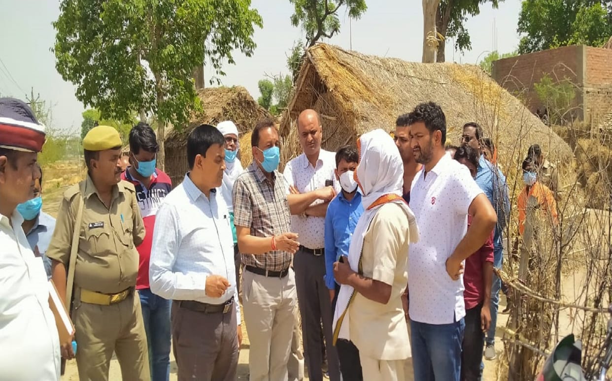 Outbreak of diarrhea in mirzapur class 8th student dies and 16 children hospitalized health department team reaches village
