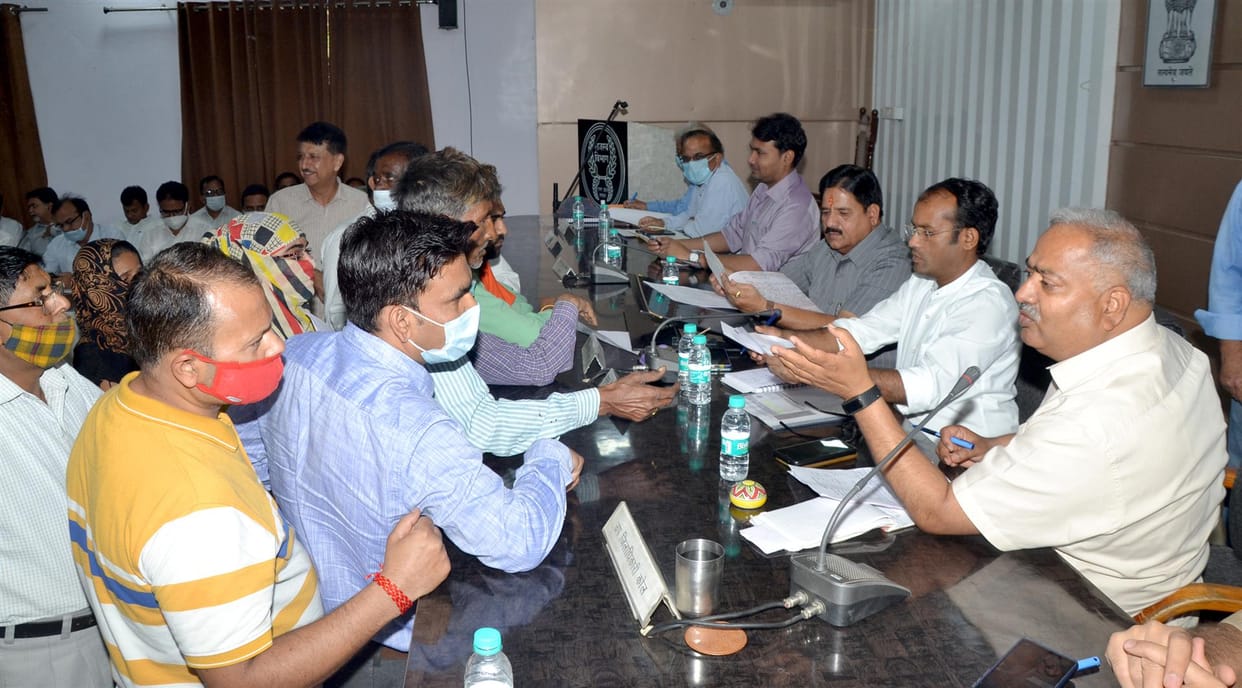 Solution is far away, was not given even to meet the officers