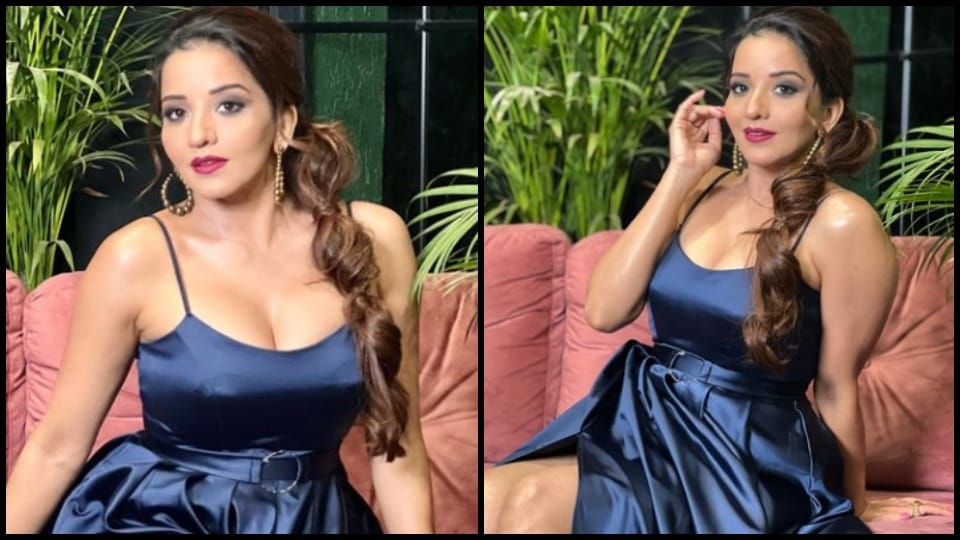 Monalisa posed hot wearing a blue color dress pictures viral on the internet