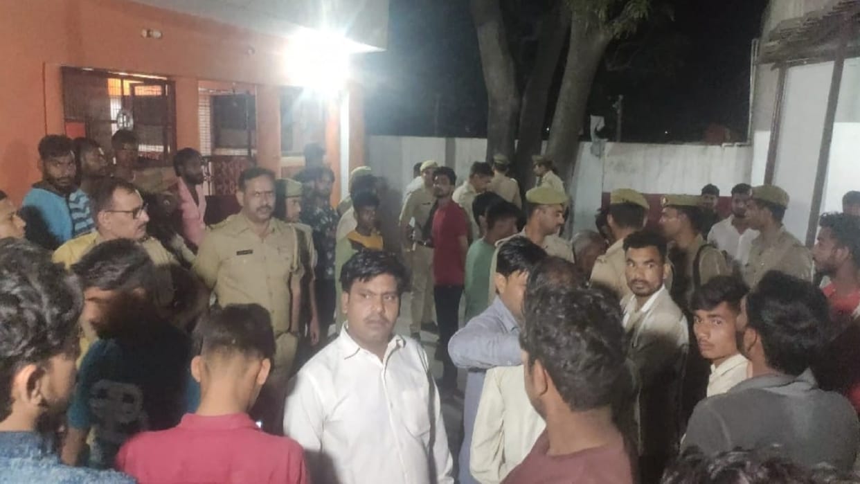 Roorkee: Stone pelting on Hanuman birth anniversary procession, fierce ruckus, tension in the village