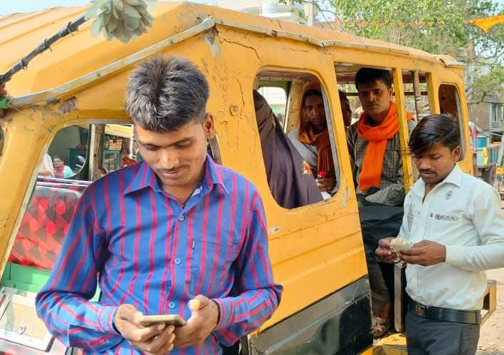Roadways officers are expressing helplessness in front of boggy vehicles