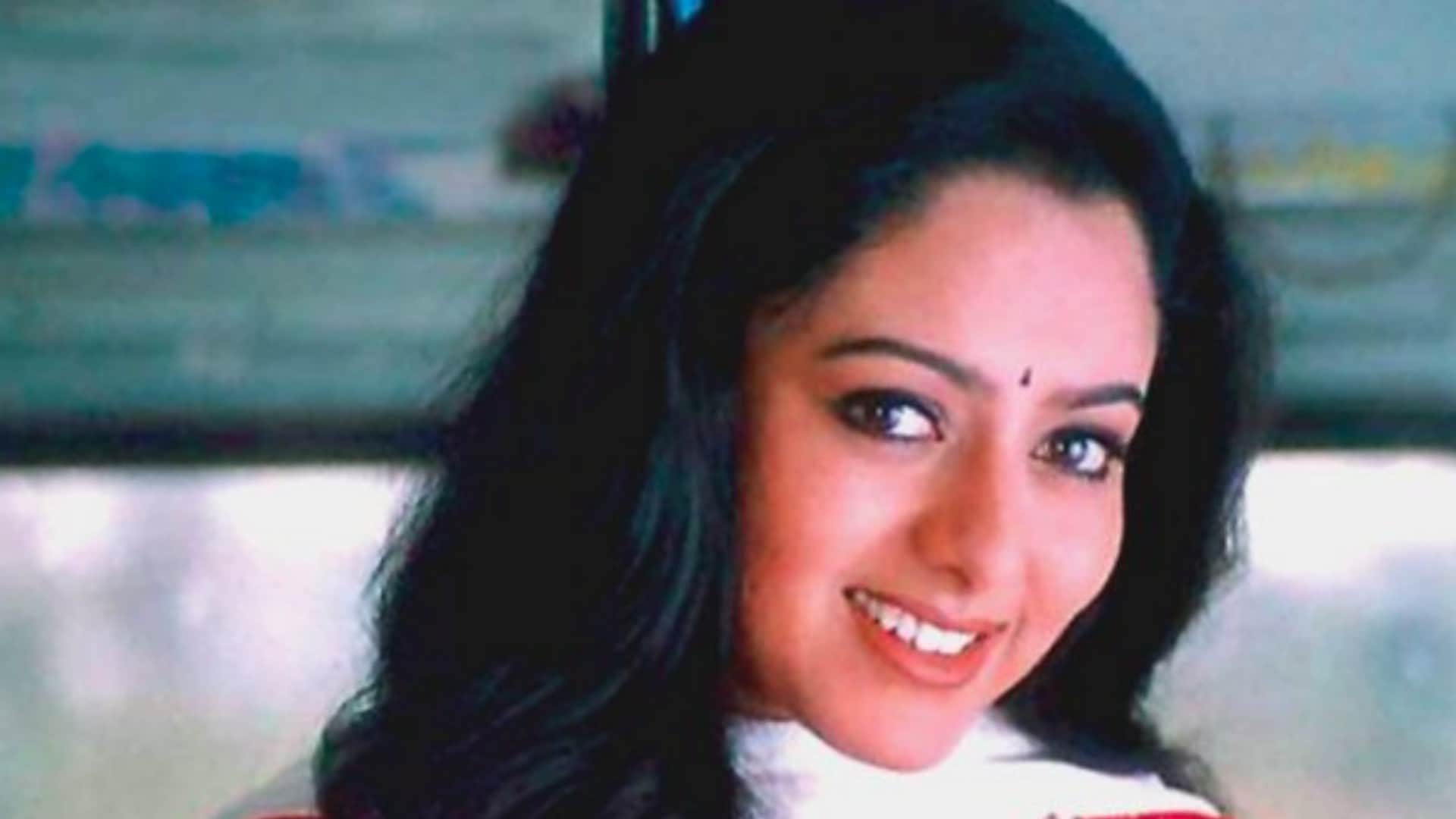 Soundarya Death Anniversary: Sooryavansham lead actress lost her life in a helicopter crash
