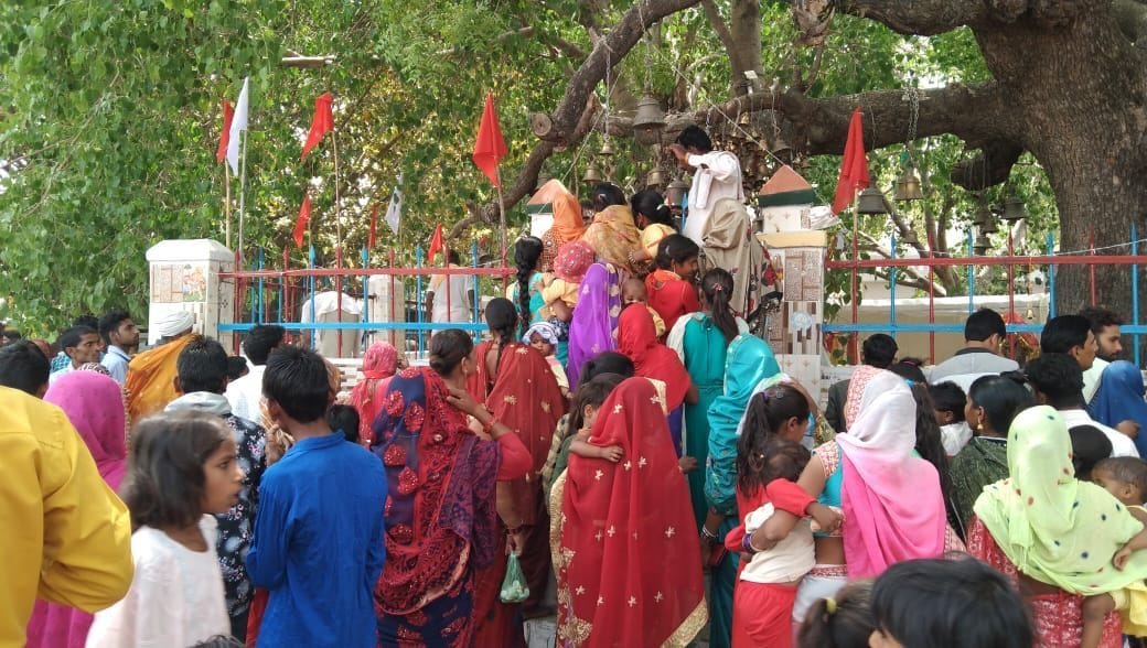 Thousands of devotees bowed their heads at Keelapur fair, sought their wishes