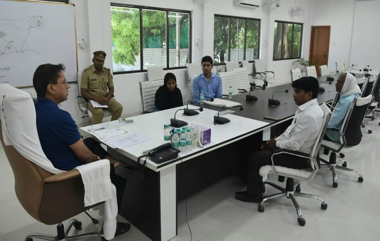 Suspicious death of Kashi international footballer jyoti patel Varanasi Police contacted Kolkata Police CP a satisg ganesh met relatives